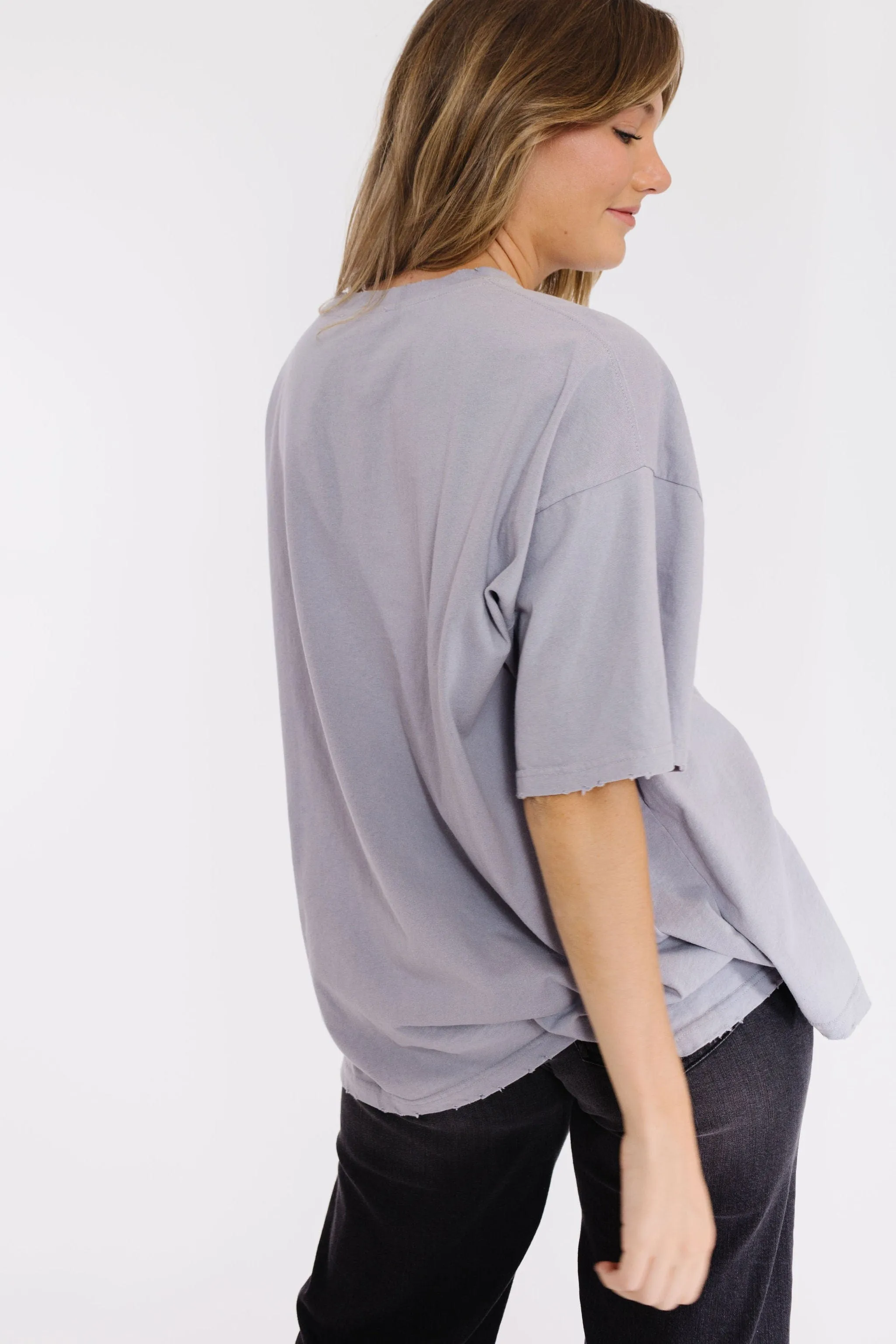 Jackson Tee in Dusty Blue