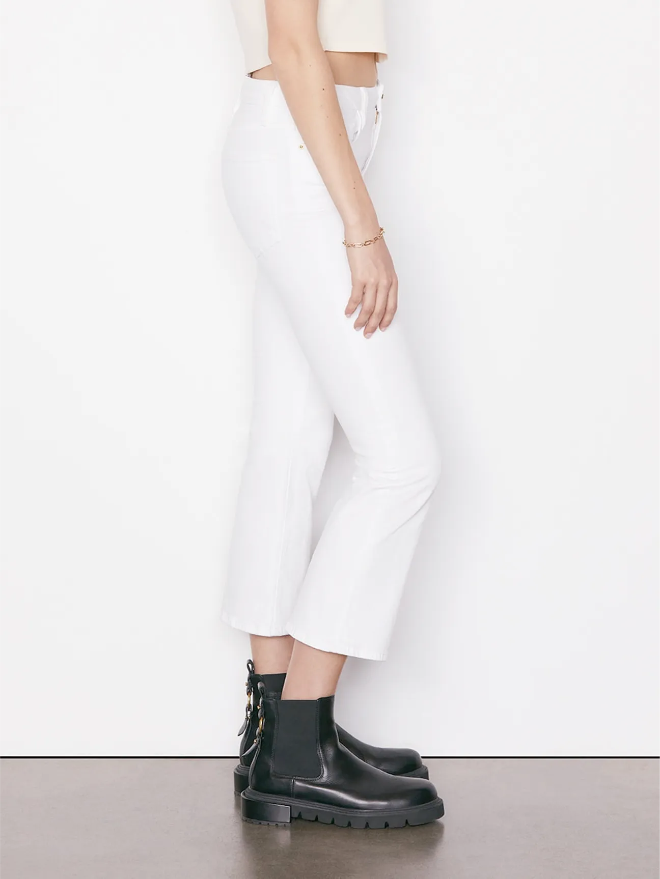 Le One Crop Mini Boot in Blanc