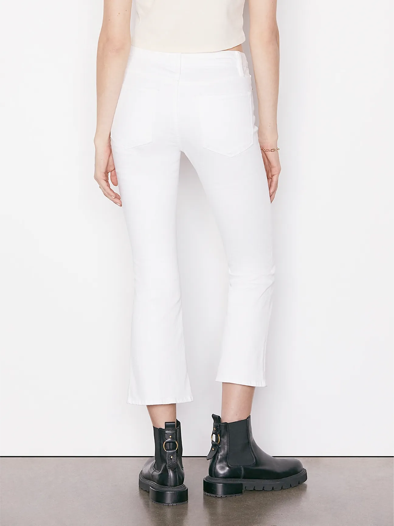 Le One Crop Mini Boot in Blanc