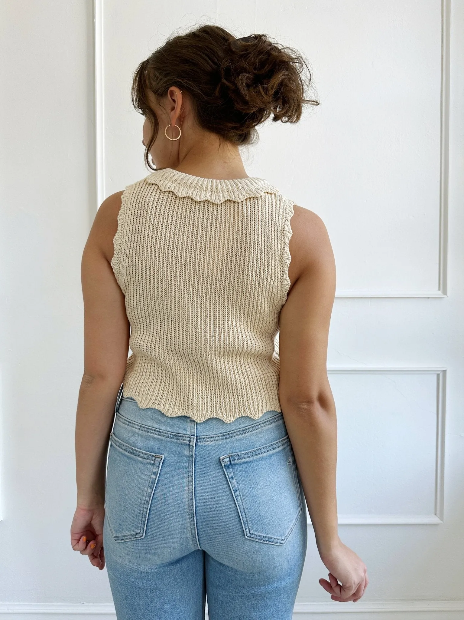 Scallop Edge Crop Knit Tank