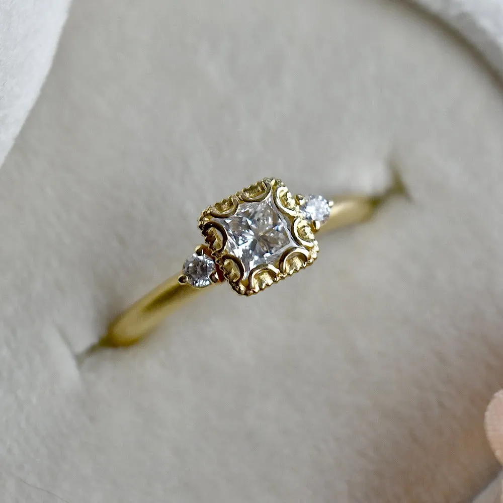 Square Scalloped Prima Ring