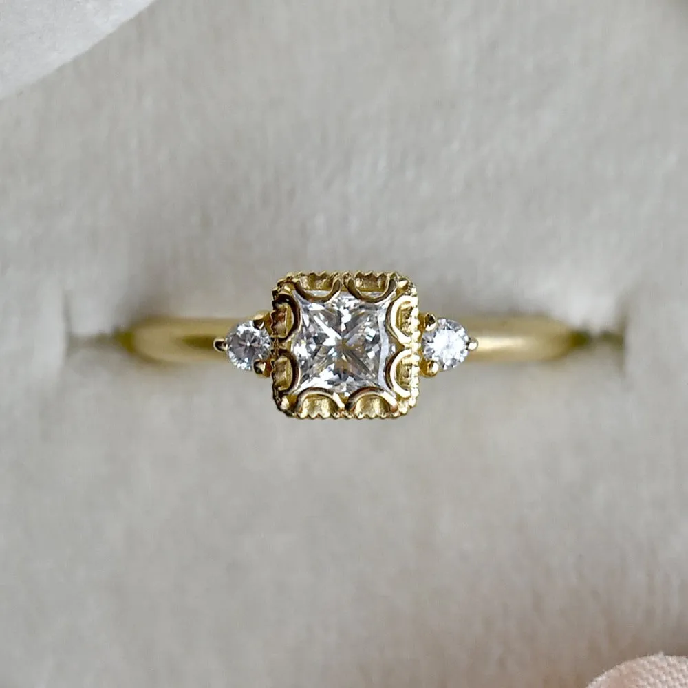 Square Scalloped Prima Ring